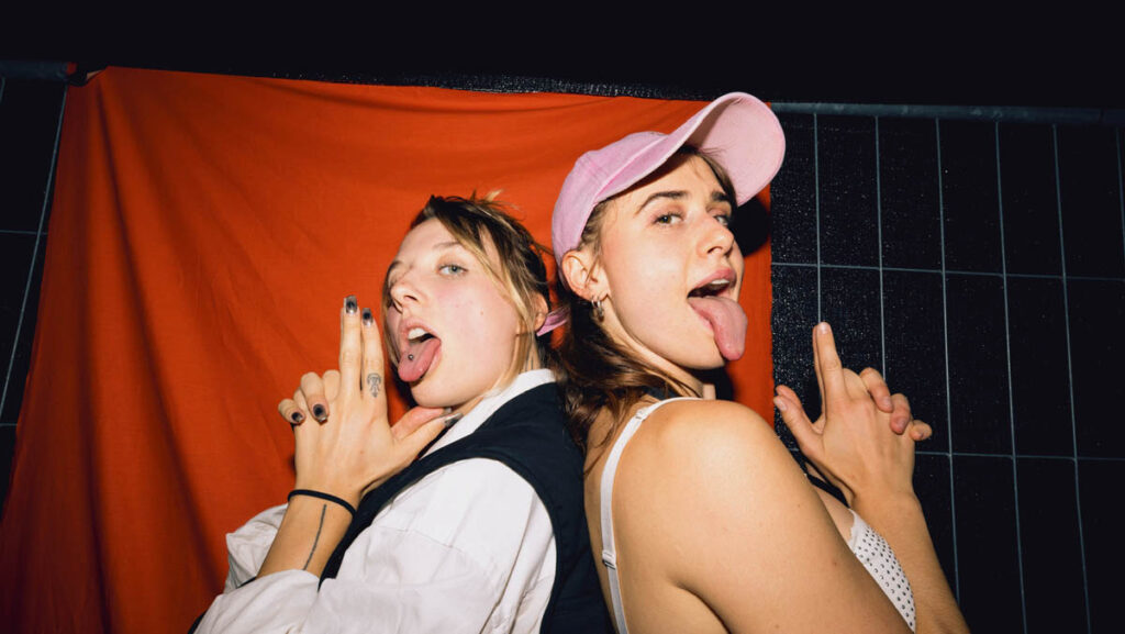 Berliner Rapduo „6euroneunzig“