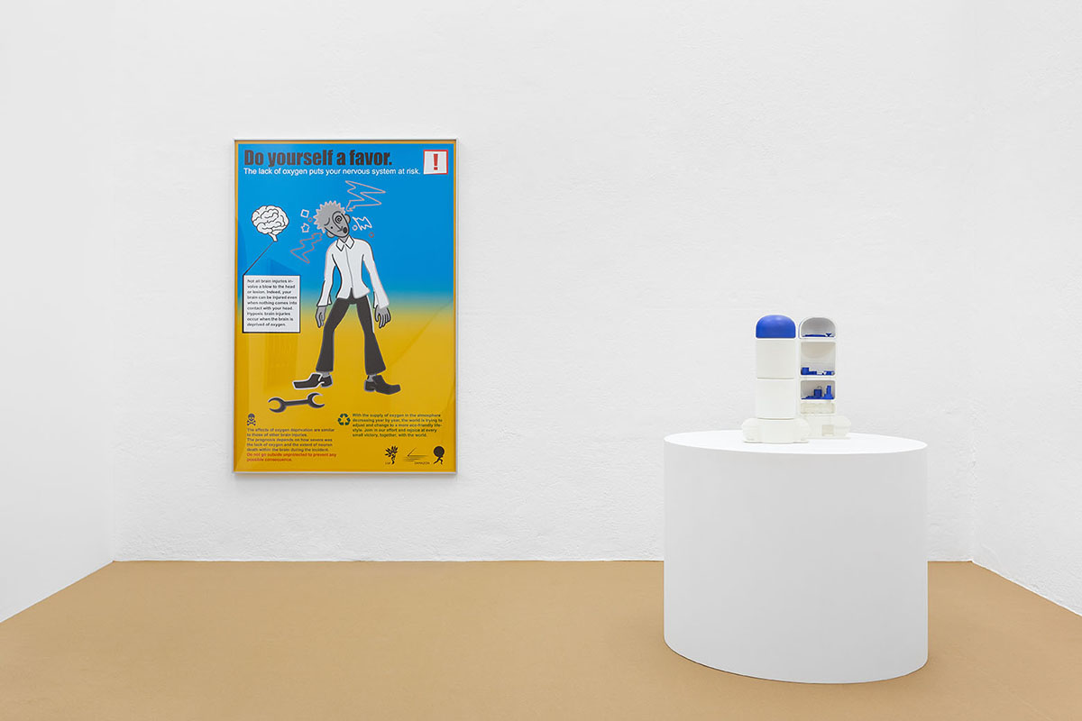 Giulio Scalisi, A house for a gentleman, 2021. Exhibition view with Do yourself a favour, 2021; The Obelisk, 2021. Kunsthalle Lissabon, Lisbon. Photo: Bruno Lopes.