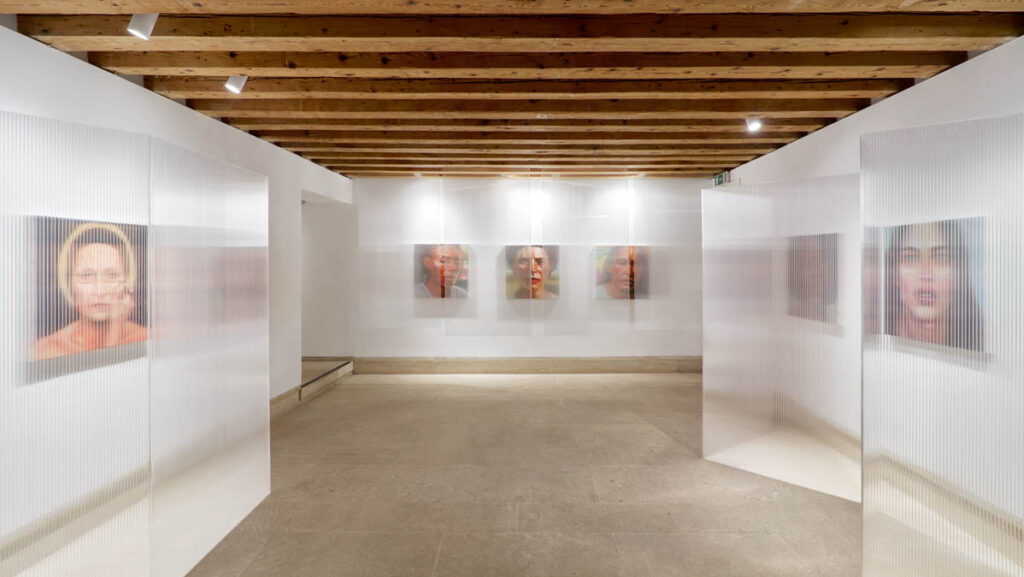 Exhibition: Ahmet Öğüt, Neither Artificial Nor Intelligent, A plus A Gallery, Venice. Photo: Clelia Cadamuro.