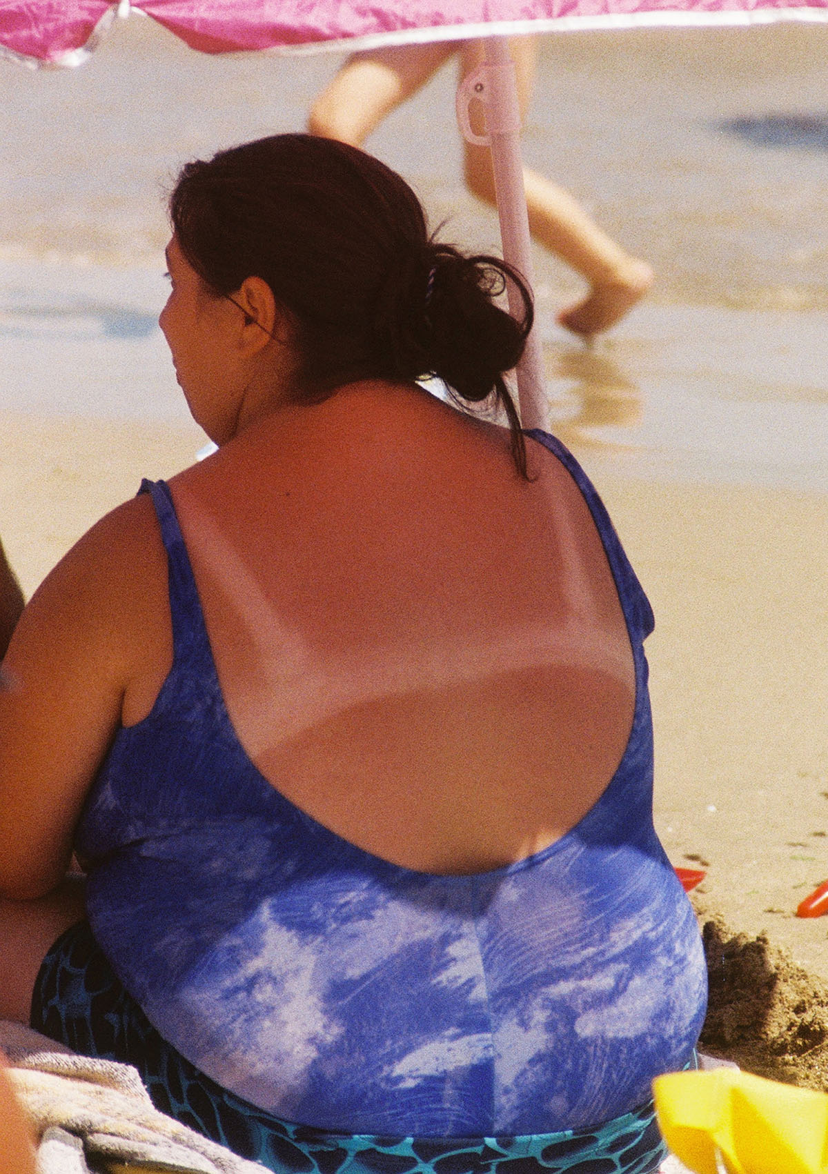 Denise Lobont, Woman on Eforie Sud Beach no. 2, 2021, © Denise Lobont