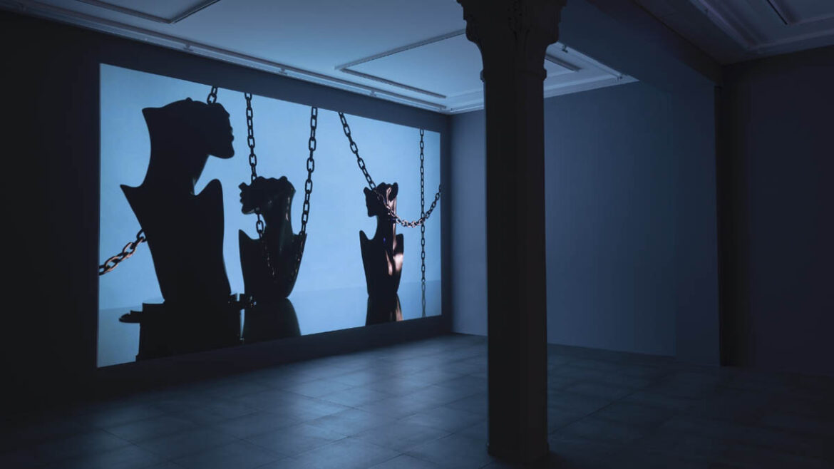 Interview. Anna Franceschini Anna Franceschini, DID YOU KNOW YOU HAVE A BROKEN GLASS IN THE WINDOW?, 2020 HD video - color, silent Edition of 3 + 2 AP. Vistamare Milan