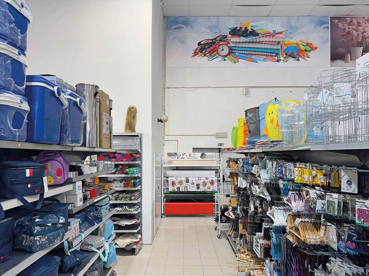 Anna Franceschini, Davide Stucchi. Exhibition view. Baci Baci. A MAIOR, Viseu. Image courtesy of the artists and A MAIOR, Viseu.