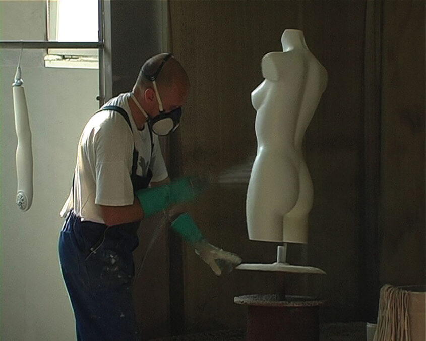 POLISTIRENE, 2007, Documentary, Minidiv, color, sound, 12’, Produced by Scuola Civica di Cinema, Televisione e Nuovi Media, Milan; and P.A.D. / PICCOLO ARTIGIANATO DIGITALE, Milan Courtesy: the artist, Vistamare Milano/Pescara and Emanuela Campoli Gallery, Paris. Video stills