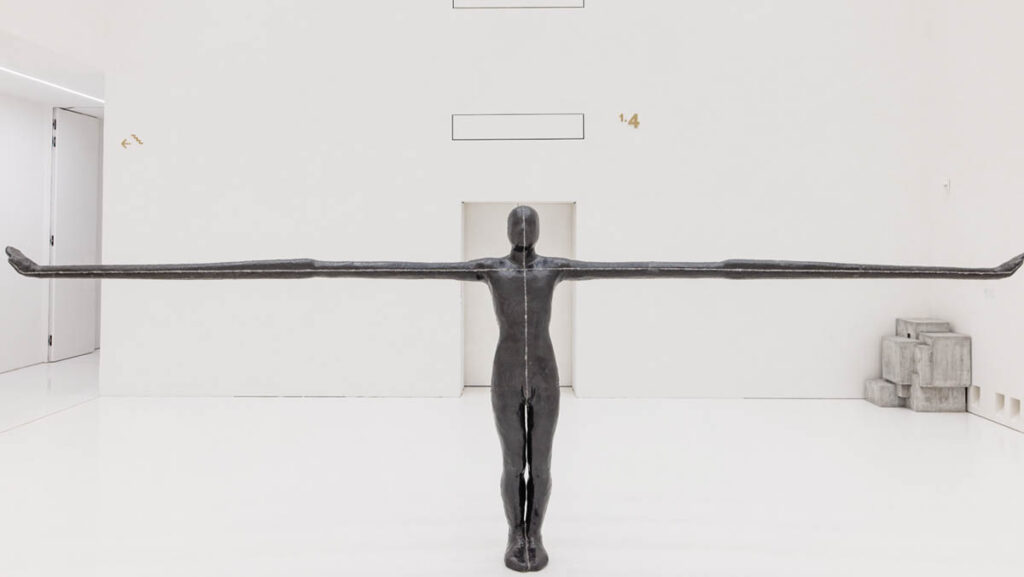 Exhibition view: Antony Gormley. Geestgrond, Royal Museum of Fine Arts (KMSKA), Antwerp, 2026 © Sanne De Block