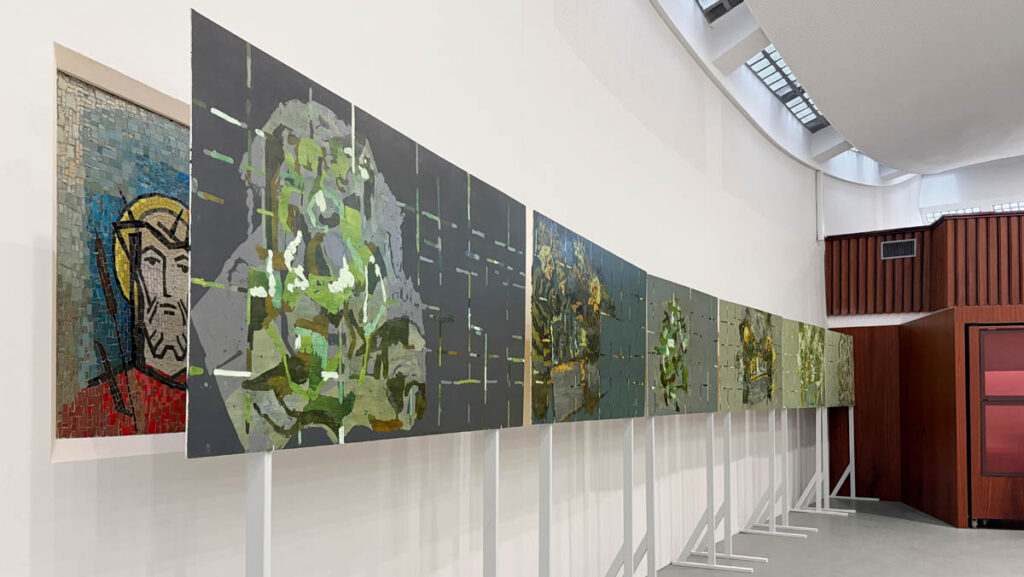 Exhibition view: Ata Sander & Vilmer Engelbrecht – 1,01, curated by Leon Janowski, Pfarrkirche Auferstehung Christi, Vienna, 2026