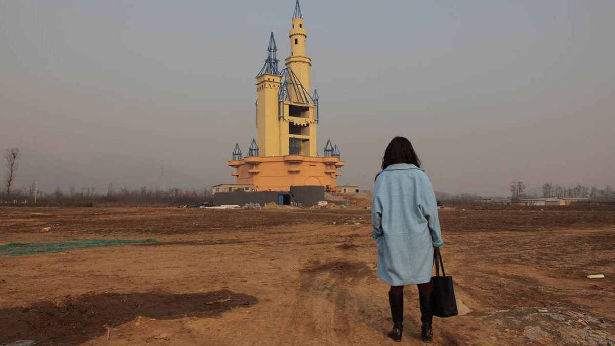 FÄCHERTANZ Ella Raidel // Zong Ning Kuratorin: Dr. Alexandra Grimmer