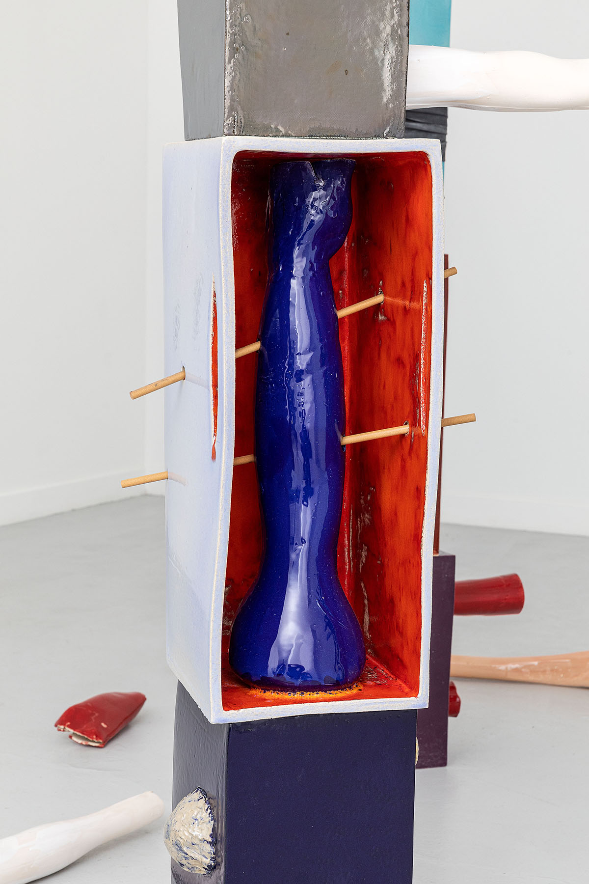 Charlotte Dualé, Impuzzibil, Exhibition view at Parliament Gallery, Paris, 2022. Ph: Romain Darnaud