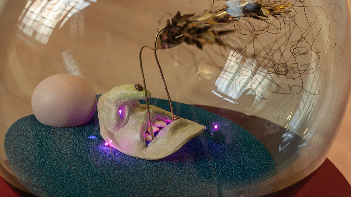 Tai Shani, NHA2, 2021, Wood, glass, brass, sand, epoxy, LED lights, d. 60x75 cm Courtesy: The Artist and Clima, Milan