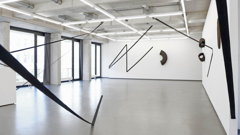 Ausstellungsansicht Corinna Wrana, 2022. © Eboran – Raum für Kunst