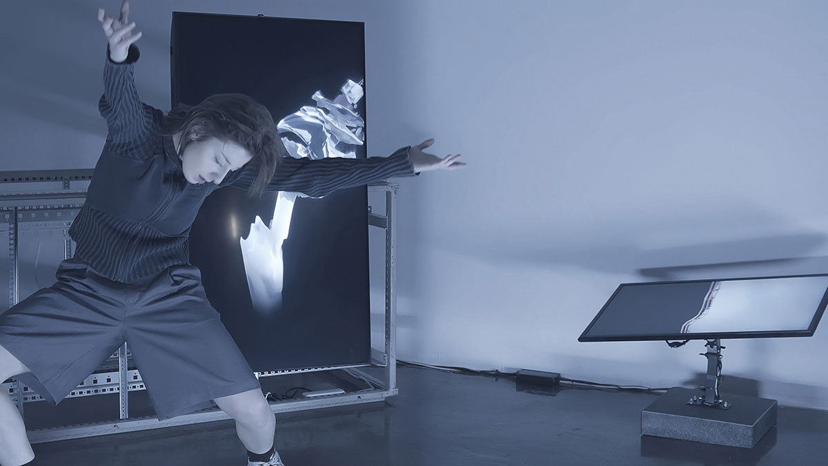 performance: warp-speed minnesang, discotec, Vienna, 2024