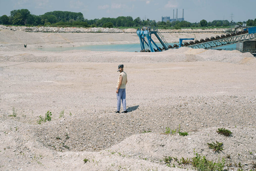 Lea Geerkens, “7,9 km Niederschlag (7.9 km of Rainfall)”, 2026, photo: Nuno Wong, Hilarija Ločmele / DAISY