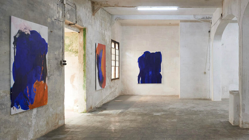 Install shot of the artwork by Gabriela Meunié at Gallery Casa Estudio Granados, Menorca. Photo: Daniel Schäfer