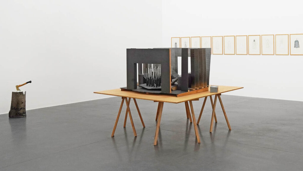 exhibition view: Günther Uecker, stage sculptures and figurines for Lohengrin, Bayreuth 1979 at Walter Storms Galerie, Munich 2025, © Walter Storms Galerie