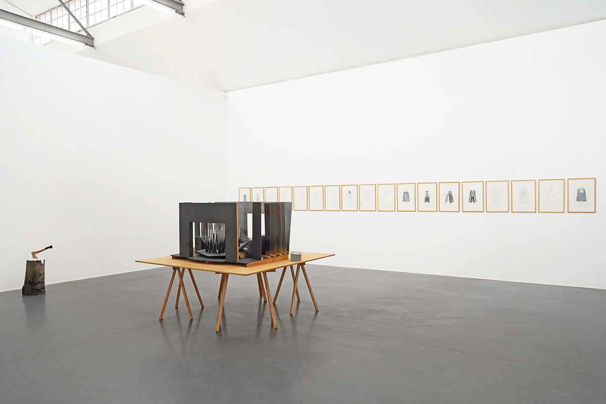 exhibition view: Günther Uecker, stage sculptures and figurines for Lohengrin, Bayreuth 1979 at Walter Storms Galerie, Munich 2025, © Walter Storms Galerie
