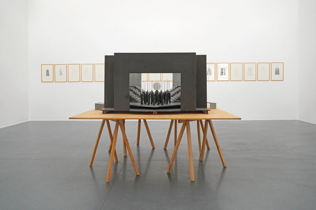 exhibition view: Günther Uecker, stage sculptures and figurines for Lohengrin, Bayreuth 1979 at Walter Storms Galerie, Munich 2025, © Walter Storms Galerie
