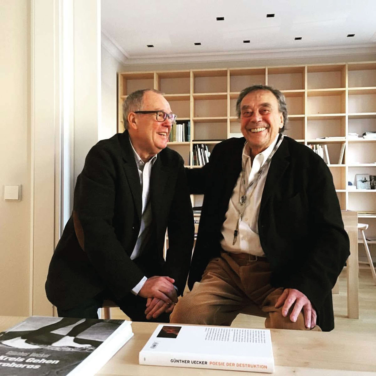 Gallery owner Walter Storms (left) artist Günther Uecker. © Walter Storms