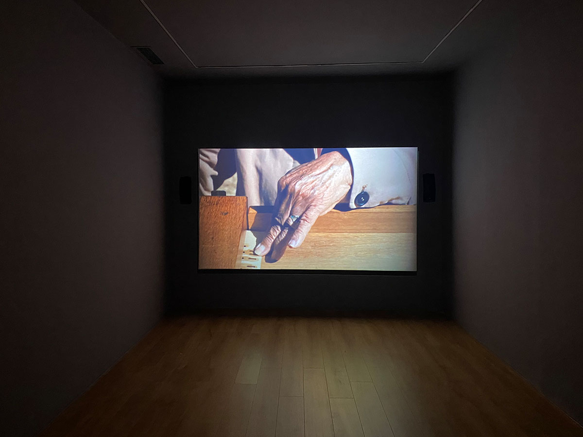 Anri Sala, Tlatelolco Clash Color, sound 12min, 2011, Exhibition view at Harabel Exhibiton Space 2021-2022