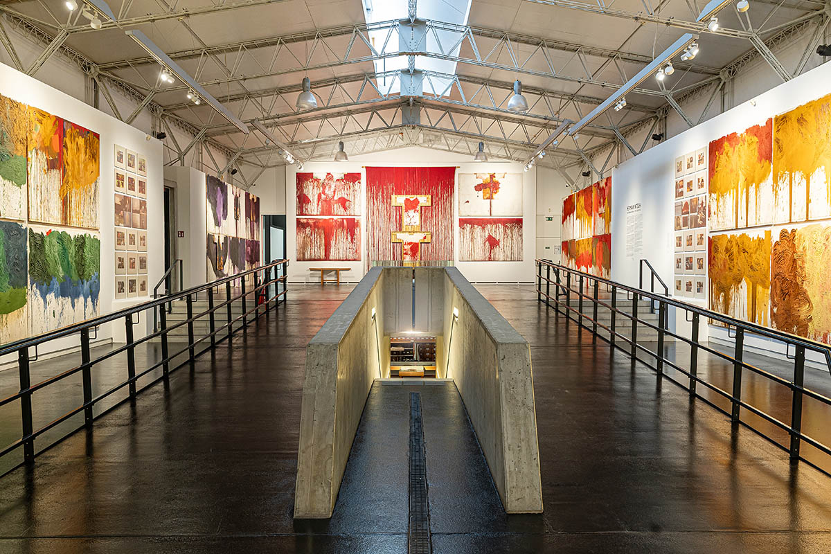 exhibition view: hermann nitsch. von sonnenaufgang an, nitsch museum, mistelbach, 2026. photo: josef schimmer