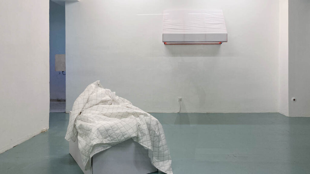 Group Show. How to disappear