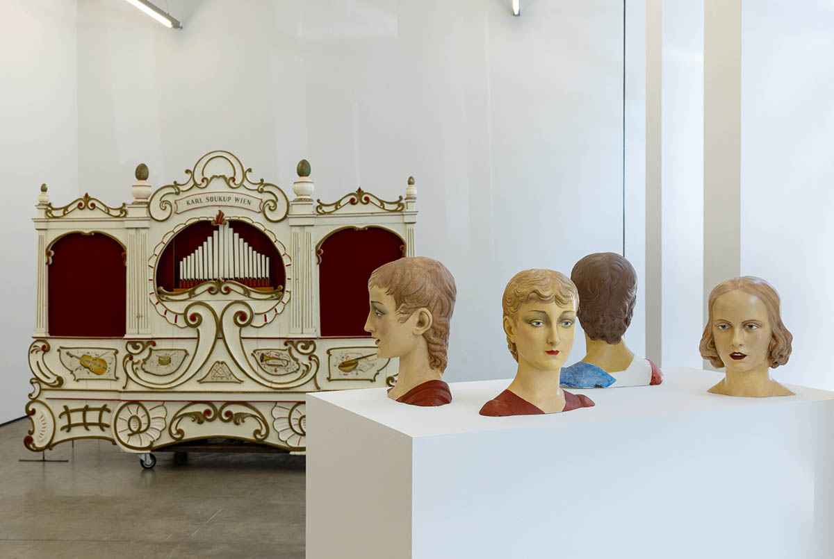Anonymous Youth, Donatello John the Baptist 1.1., Donatello John the Baptist 2, 2019 Oil on fiberglass plastic. Donatello John the Baptist 1.2., 2019, Courtesy of Galerie Buchholz Berlin/Cologne/New York. Karusellorgel [carousel organ], Wiener Prater, Karl Soukup for Fa. Stiller, 1931/32 Collection of the Wien Museum, Vienna. 
Lucy McKenzie, Orchestrion, fjk3—Contemporary Art Space, 2025. Photo: Lisa Rastl