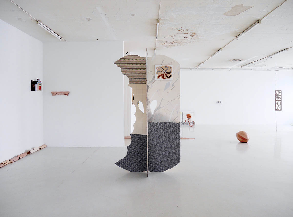 dylan ray arnold, Pit, Swallowed Rooms. 2025, SIC, Helsinki, Photo: dylan ray arnold