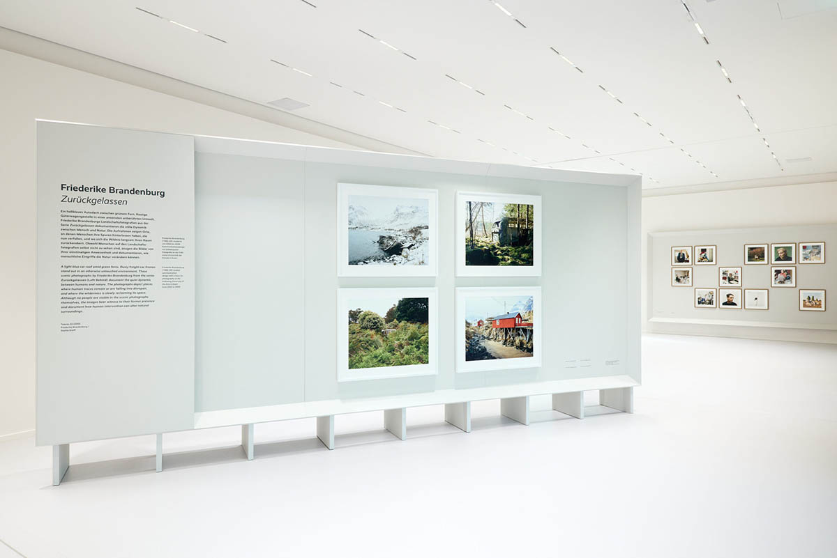 Exhibition view: Photography in Flux: 20 Years of the C/O Berlin Talent Award, Alexander Tutsek-Stiftung, Munich, featuring works by Friederike Brandenburg and Sibylle Fendt. © Courtesy of the artists and Alexander Tutsek-Stiftung. Photo: Felix Nürmberger