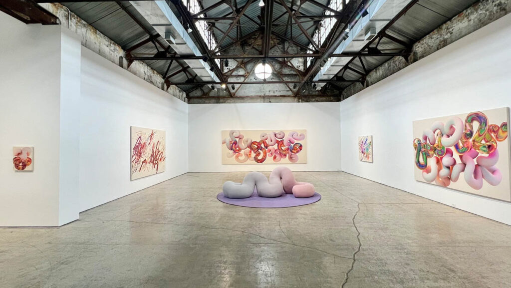 2_Installation view 3 -Olga Korper Gallery - Vickie Vainionpaa - Gaze Paintings