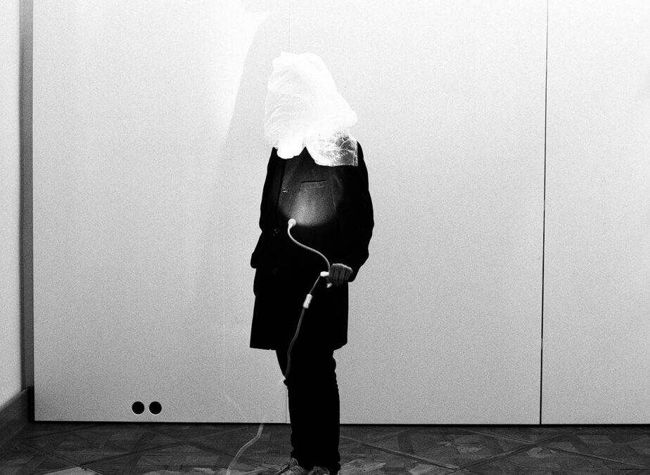 Ungeziefer I (sometimes I feel I just woke up like this) from the exhibition/Series La Folie 2019 Gelatin Silver Print, 20×30cm