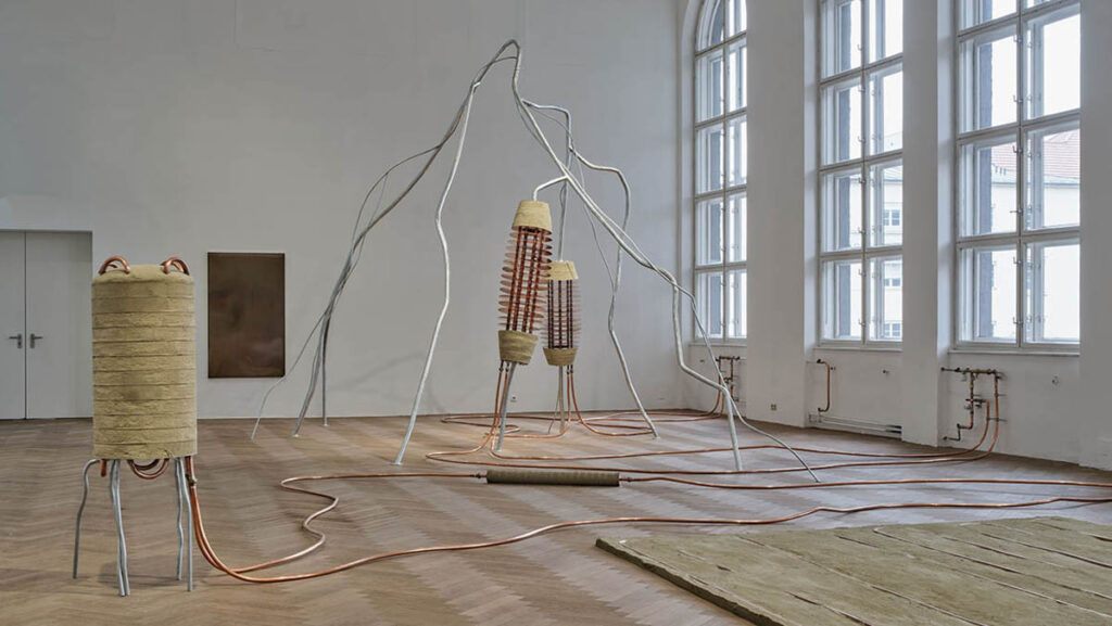 Exhibition view. Judith Fegerl – calorie. Photo: © Günter Richard Wett; courtesy of the artist and Galerie Hubert Winter