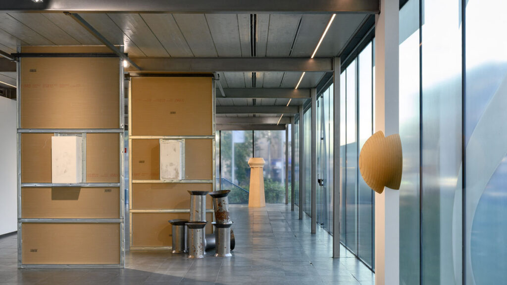 exhibition view: Kunsthalle Wien Preis 2025: Jonida Laçi and Luīze Nežberte, Kunsthalle Wien 2025 Courtesy the artist and Bildrecht Wien, 2025, Photo: Iris Ranzinger