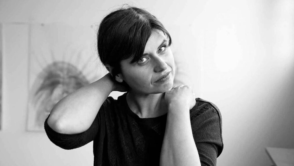 Anya Belyat-Giunta dans son atelier de Mornant le 10 avril 2019. © Michel Lunardelli