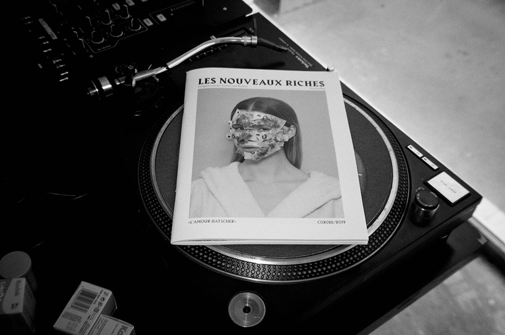 les nouveaux riches magazine wien release