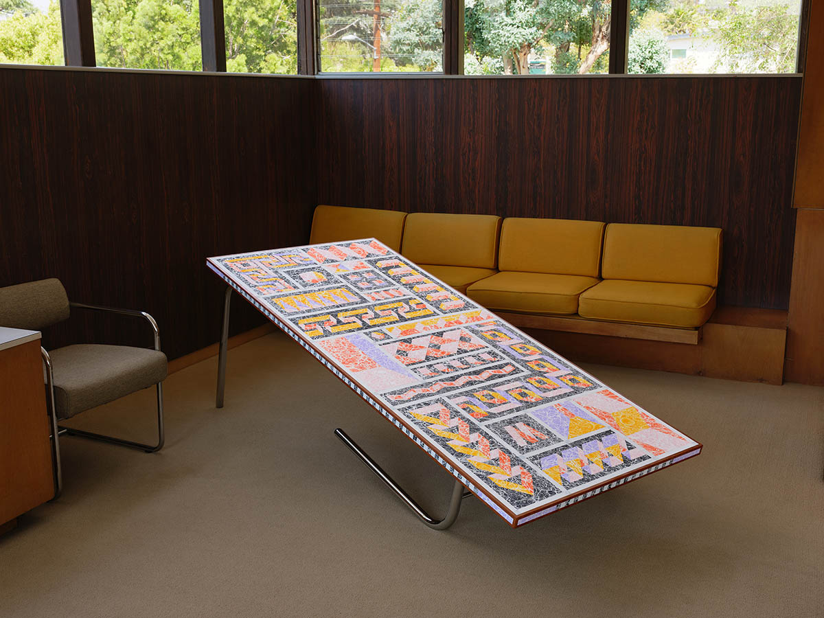 Maayan Elyakim, Camel Table (Pietra Dura). Photo: Erik Benjamins