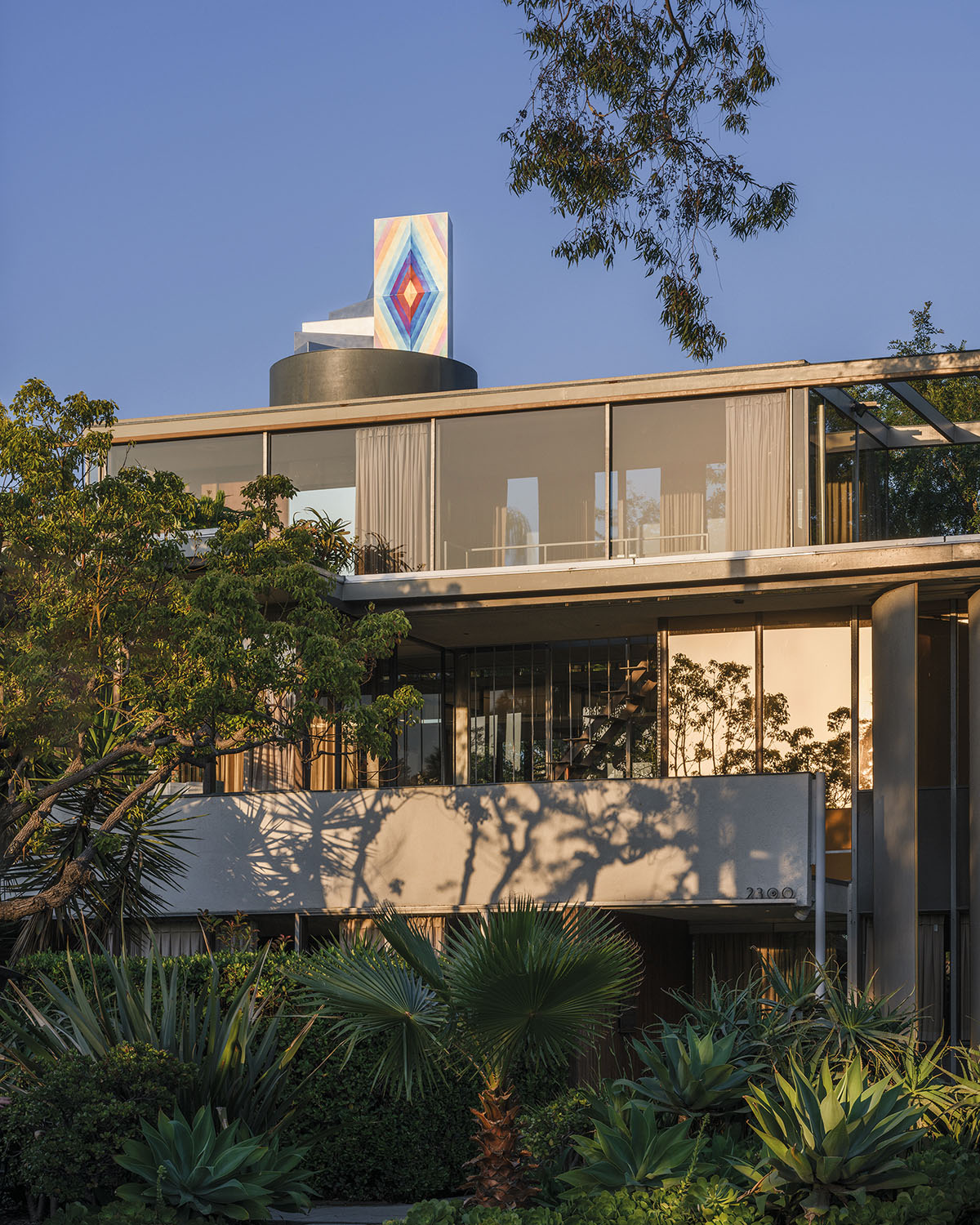 1. VDL House with InFinial installed on the rooftop, Photo: Florian Holzherr