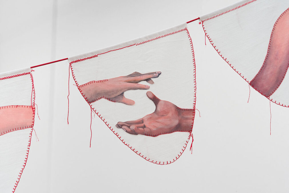 exhibition view: Marlene Heidinger – The Line We Cross. Detail of the work: "hanging by a thread"