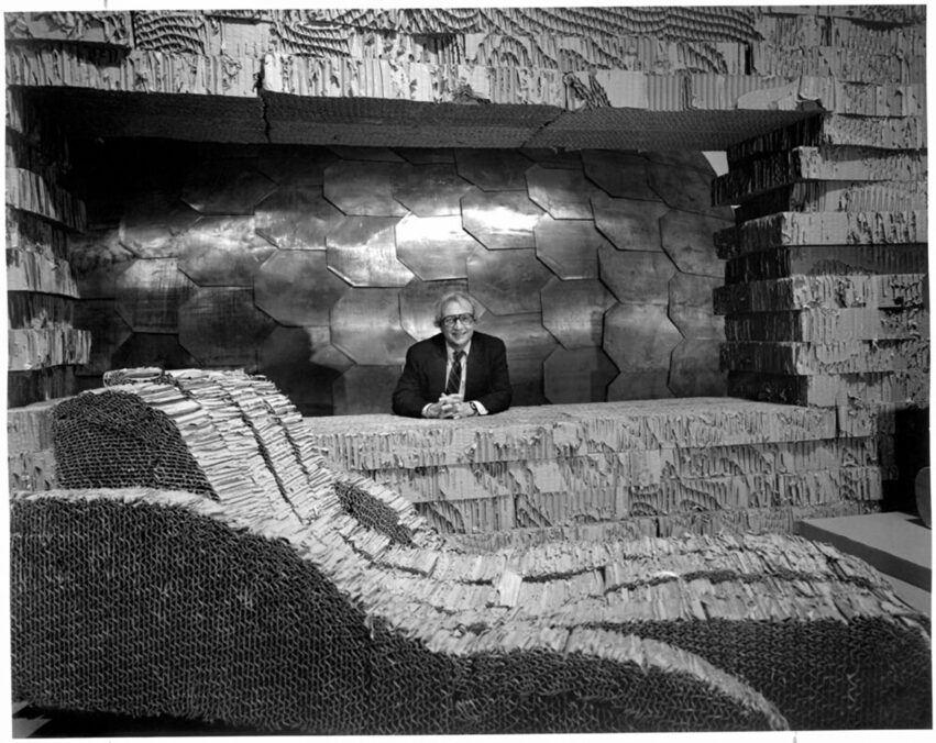 Frank Gehry at the Walker Art Center, 1986, © Courtesy Walker Art Center Archives, Minneapolis, MN, Photo: Glenn Halvorson
