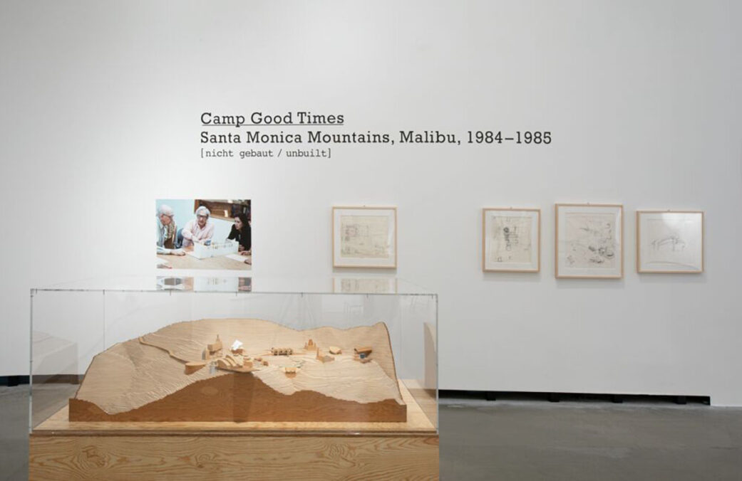 Frank Gehry, Camp Good Times, Santa Monica Mountains, Malibu, California, 1984– 1985, Exhibition view Mindset Los Angeles – Frank Gehry and the Cool School, June 27, 2026 – January 10, 2027, Marta Herford, Getty Research Institute, Los Angeles, © Marta Herford, Photo: Hans Schröder
