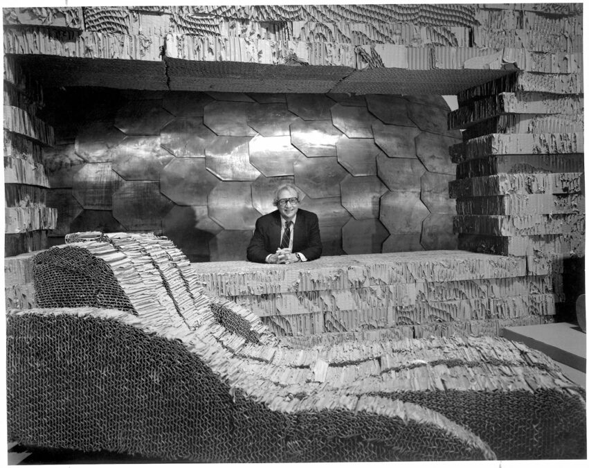 Frank Gehry at the Walker Art Center, 1986, © Courtesy Walker Art Center Archives, Minneapolis, MN, Photo: Glenn Halvorson
