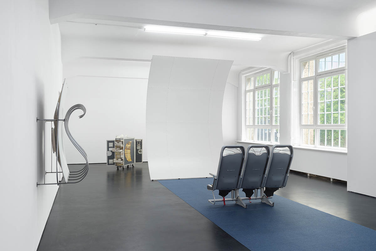 Ju Young Kim, Ausstellungsansicht ihre Auswahl Installation view Ju Young Kim AEROPLASTICS, 2024 Courtesy of max goelitz Copyright of the artist Photo: Marjorie Brunet Plaza