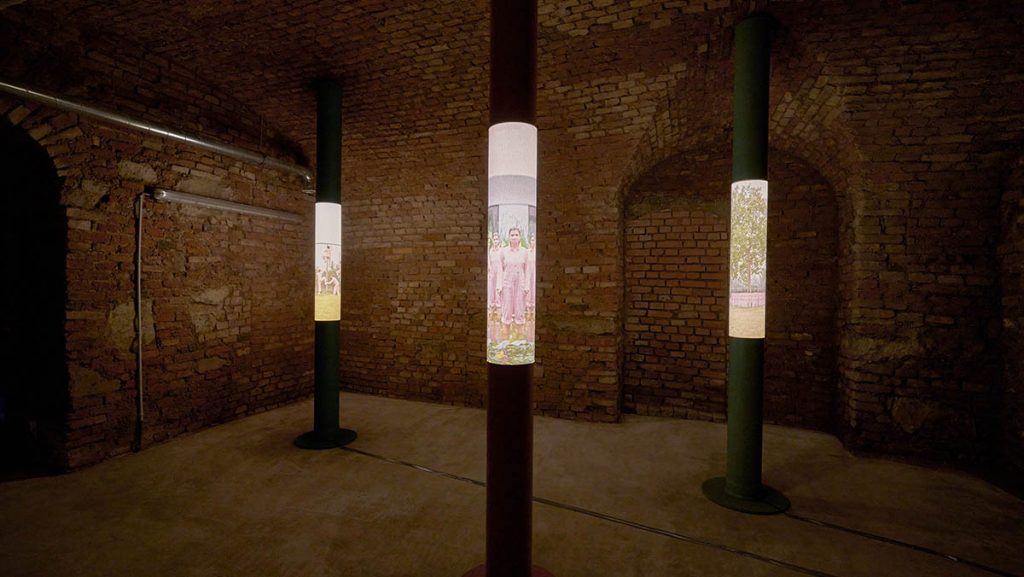 minuszwei light specific