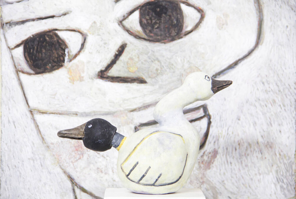 Duck (painted ceramic, 28 x 17 x 16 cm)nd 80X80 cm)