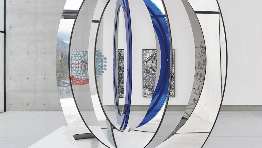 Ausstellungsansicht: (K)EIN BEGRIFF Skulpturales aus der Sammlung Liaunig