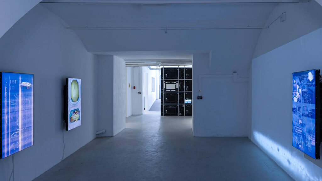 Exhibition view. NO MIND NO MATTER. Photo by Dirk Tacke