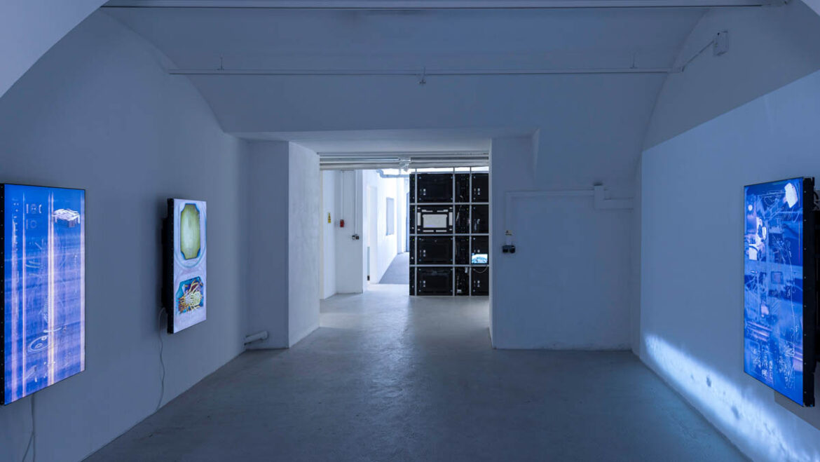 Exhibition view. NO MIND NO MATTER. Photo by Dirk Tacke