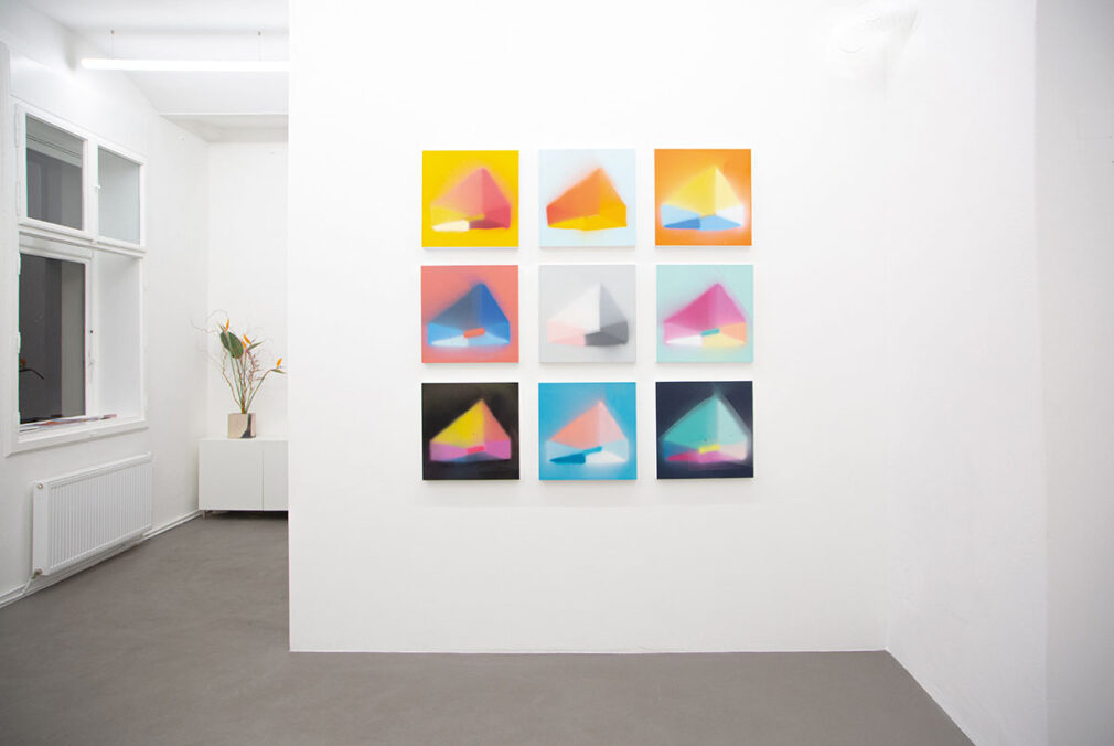 exhibition view: Parsa Khalili – Diffractions at gezwanzig gallery, Vienna 206 © Gleb Rusalouski