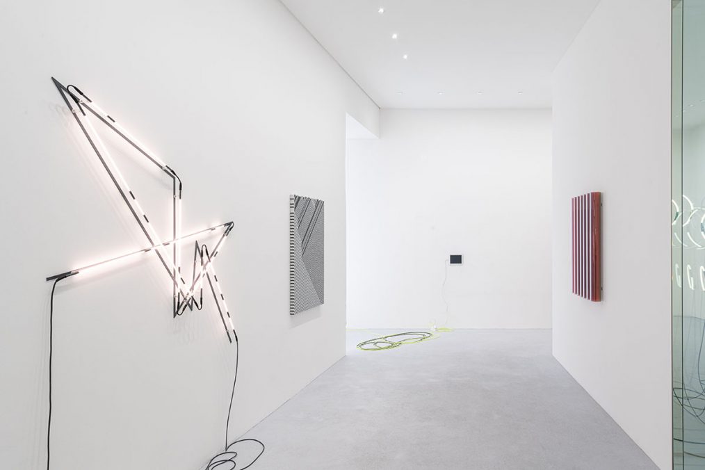 Installation view | poetics of reality (encoded) | brigitte kowanz and troika | Photo: Dirk Tacke