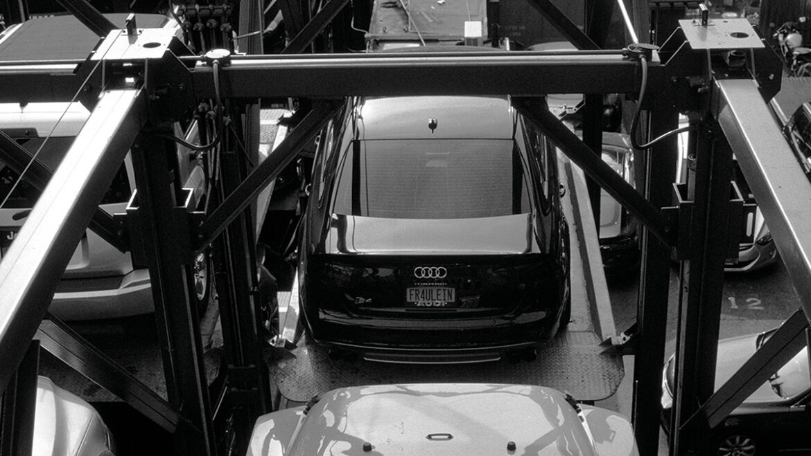 Photo: © Walter Seidl