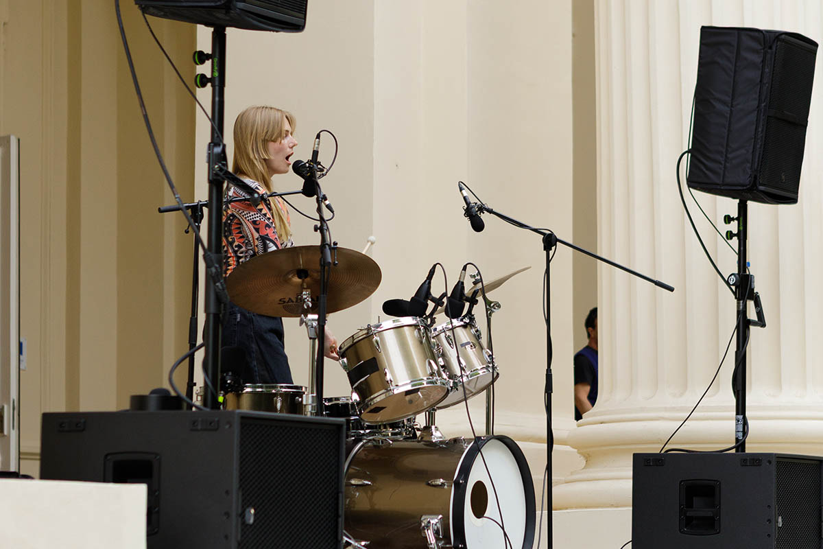 Performance by Stina Fors. Photo Nick Shandra