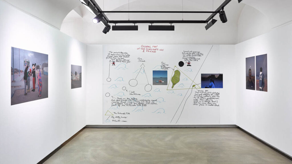 Ausstellungsansicht, Slow Days in the Fortunate Isle, Imane Djamil, Neue Galerie, 2024. Foto: WEST. Fotostudio