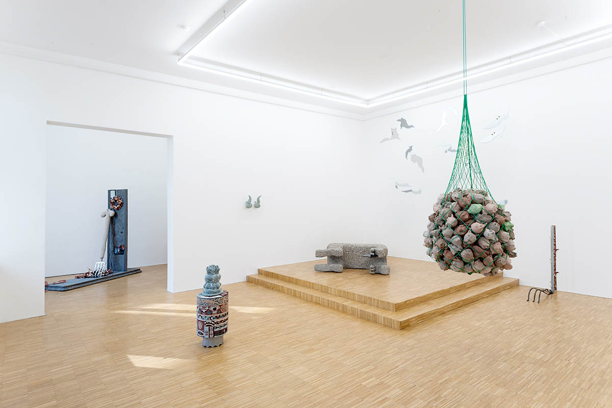 Ausstellungsansicht: Sophia Mainka – where things stay too long, Galerie The Tiger Room, München, 2026. © Galerie The Tiger Room